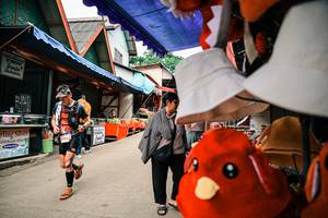 BIB: 
                            <button type="button" onclick="openModal(25510107)" class="btn btn-primary btn-sm float-right btn-popup" data-toggle="modal" data-target=".modal-high-quality">
                        <i class="fas fa-shopping-cart"></i> Add to Cart
                    </button>
                                            <button type="button" onclick="isThisMe(25510107, true)" class="btn btn-success btn-sm float-right btn-popup btn-isme hidden" data-toggle="tooltip" data-placement="bottom" title="นี่คือรูปของคุณใช่ไหม คลิกที่นี่เพื่อเอาเข้าอัลบั้ม">
                        <i class="fas fa-plus"></i> Add to album
                    </button>
                    <button type="button" onclick="isThisMe(25510107, false)" class="btn btn-warning btn-sm float-right btn-popup btn-isnotme hidden">
                        <i class="fas fa-ban"></i> Remove from album
                    </button>